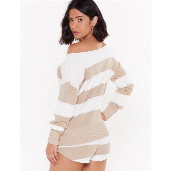 EUC used two times knit lounge short top set or pajamas - Picture 3 of 4